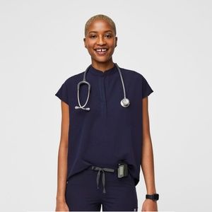 FIGS | Rafaela™ Oversized Scrub Top